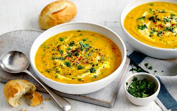 طرز تهیه سوپ لیمو و گشنیز| خیلی خوشمزه س!