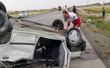 گردن مجری ورزشی در سانحه رانندگی آسیب دید+عکس