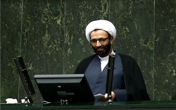 رئیس جمهور جلوی افزایش قیمت خودرو و مسکن را بگیرد/یک میلیون قرض داده اید چند میلیون از جیب مردم برندارید
