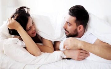 چرا زنها در زمان‌های خاصی از ماه میل جنسی بالاتری دارند؟