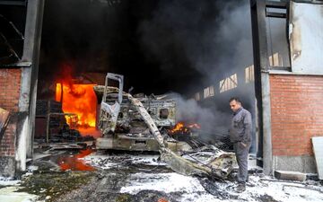 بستگان درجه یک مفقودین حادثه بندر شهید‌ رجایی به پزشکی قانونی استان محل سکونت خود مراجعه کنند 