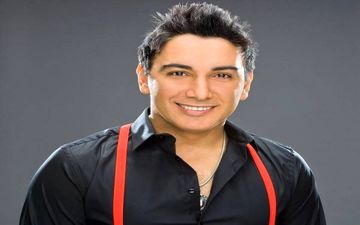 عکس دیده نشده از آقای خواننده با سیبیل!|چهره “شادمهر عقیلی” را دیگر با سیبیل نخواهید شناخت/ عکس
