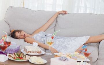 دلیل واقعی خواب آلودن بعد از ناهار چیست؟