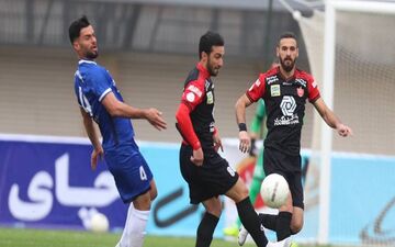 پایان نیمه اول| پرسپولیس موفق به شکست گل گهر شد