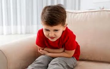 برای دل‌درد کودک چه‌کار می‌توانید بکنید؟و چه زمانی نگران کننده است؟