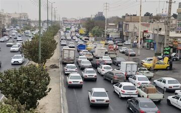 آخرین وضعیت جاده‌ها: ترافیک سنگین در ورودی پایتخت / تردد روان در محورهای شمالی