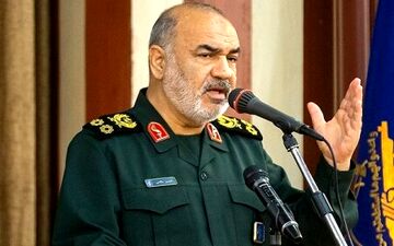 سپاه به آسیب دیدگان کرونا بسته معیشتی می‌دهد