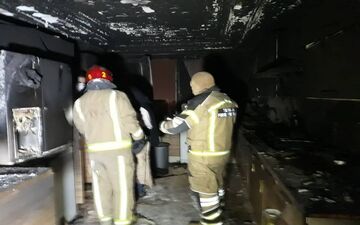 آتش سوزی منزل مسکونی در شهرری و نجات مرد جوان