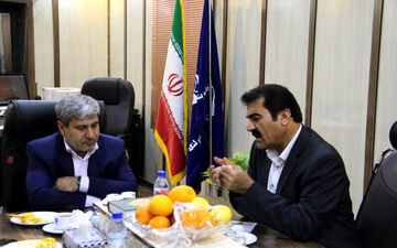  بازدید نماینده کمیسیون عمران مجلس از بندرتجاری لنگه