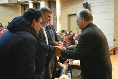 اجرا نقالی داستان کیومرث و هوشنگ از شاهنامه، مدح پیامبر، دیپاجه گروه شاهنامه‌خوانی همایون، نقل سیاوش همرا با اجرای موسیقایی توسط هنرمندان آکادمی موسیقی خونیای دانوش