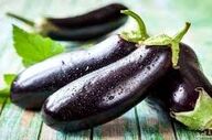 علائم آلرژی به بادمجان چگونه خود را نشان می‌دهند؟