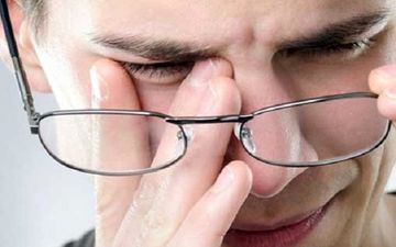 آنچه باید از روال مراقبت از چشم بدانید