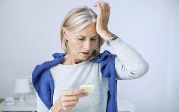 7 مرحله آلزایمر که خوب است بشناسید