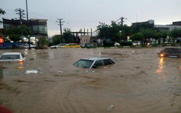 
مرگ یک نفر بر اثر سیل در بوشهر/ خانه های روستایی جنوب بوشهر تخریب شده است