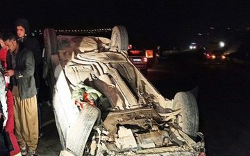 واژگونی پژو در سقز یک کشته و یک زخمی برجای گذاشت