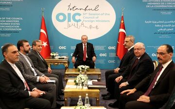 دیدار عراقچی با اردوغان در استانبول
