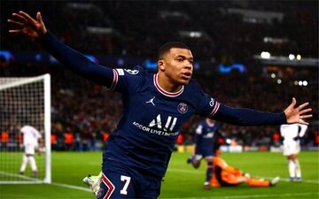 ستاره PSG به رکورد زلاتان رسید