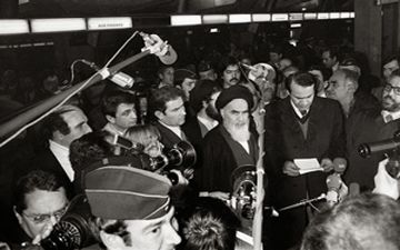 سوال نادرطالب زاده از امام خمینی (ره) که تیتر اول رسانه های جهان شد + فیلم