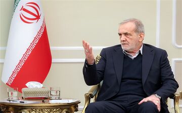 پزشکیان: دنبال بمب اتم نیستیم؛ دنیا را آن‌ها به جنگ کشاندند که ادعای صلح دارند