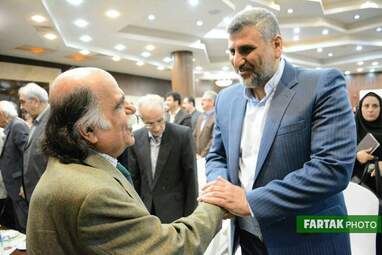 میرجلال الدین کزازی