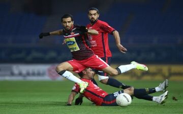 محرمی: بازی‌های سخت استقلال مانده و امتیاز از دست می‌دهد/ فقط حاشیه به پرسپولیس ضربه می‌‌زند 