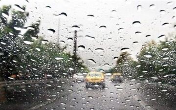  آخرین وضعیت جاده‌های کشور؛ بارش پراکنده باران در محور‌های ۲ استان 