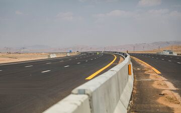 آباده به آزادراه شیراز- اصفهان متصل می شود