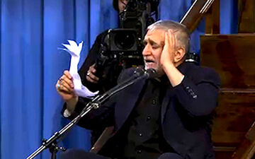 مداحی منصور ارضی در حضور رهبر انقلاب + فیلم 