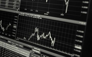 ۱۰ صنعت با بیشترین ارزش بازار سهام در بورس و فرابورس