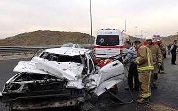 مرگ 4 نفر در برخورد اتوبوس با پراید در آزادراه زنجان ـ تبریز