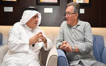 شایعات برکناری سرمربی سابق پرسپولیس تکذیب شد
