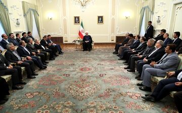 هدف از ایجاد پیام رسان های داخلی رفع انحصار است