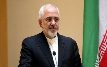 ظریف: انسانیت بر تروریسم اقتصادی پیروز می‌شود
