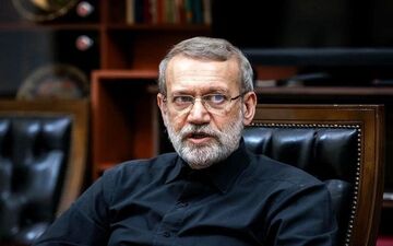 ترامپ: آماده حمله به ایرانیم!/ علی لاریجانی: مراقب سربازان خود باشید!