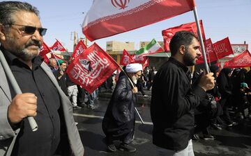 کربلا در ایام اربعین؛ نماد همبستگی و فداکاری زائران