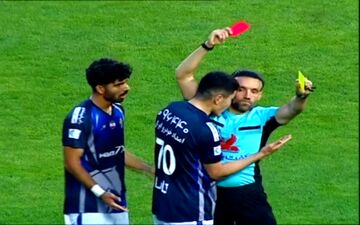 دو کارت زرد برای تمیروف و اخراج مقابل سپاهان + ویدئو