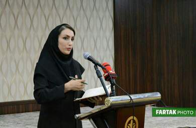  نشست هم‌اندیشی تورلیدرها برای جذب گردشگر  در سالن آناهیتا هتل پارسیان کرمانشاه 