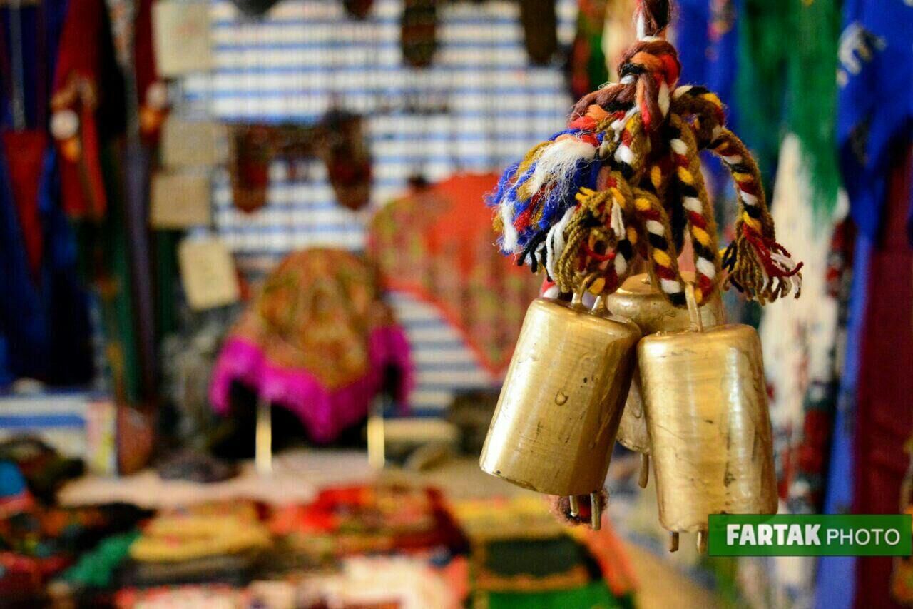 گزارش تصویری / جشنواره اقوام، نمایشگاه سوغات و صنایع دستی در کرمانشاه
