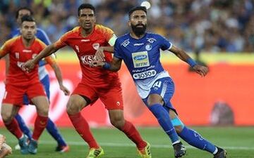  هافبک استقلال به زودی زیر تیغ جراحی