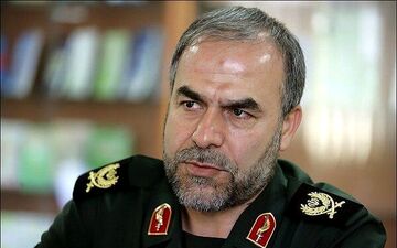 معاون سپاه : گام دوم انقلاب نیاز به گفتمان سازی دارد