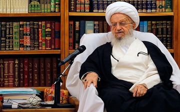تقویت پول ملی وظیفه اصلی دولت است/ جلوی موسسات غیرمجاز گرفته شود