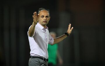  نویدکیا خطاب به مدیران مس: پول بازیکنانم را بدهید! 