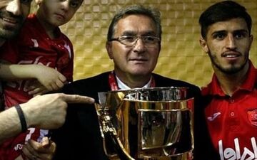 برانکو آب پاکی را رو دست گلزن تیمش ریخت/ آقای گل حق جدایی ندارد!