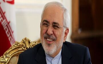 ظریف در توئیتی آغاز سال ۲۰۱۹ را تبریک گفت
