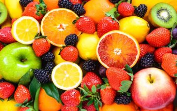 خطرات زیاده‌ روی در مصرف میوه‌ ها
