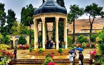 راز محبوبیت حافظ در بین مردم و ادیبان خارجی+فیلم