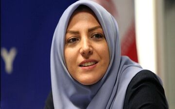 المیرا شریفی مقدم با پوشش خاص در کنسرت خواننده پاپ + عکس