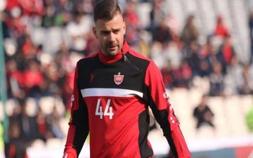 مدیران پرسپولیس از خجالت ستاره محبوب‌شان در آمدند