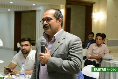 تجلیل از خبرنگاران ورزشی توسط اداره ورزش و جوانان استان کرمانشاه
