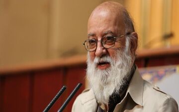 مهدی چمران: انقلاب اسلامی ما را متحول کرد؛ به عقب بر نمی‌گردیم